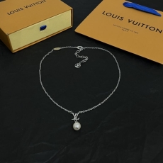 Louis Vuitton Necklaces